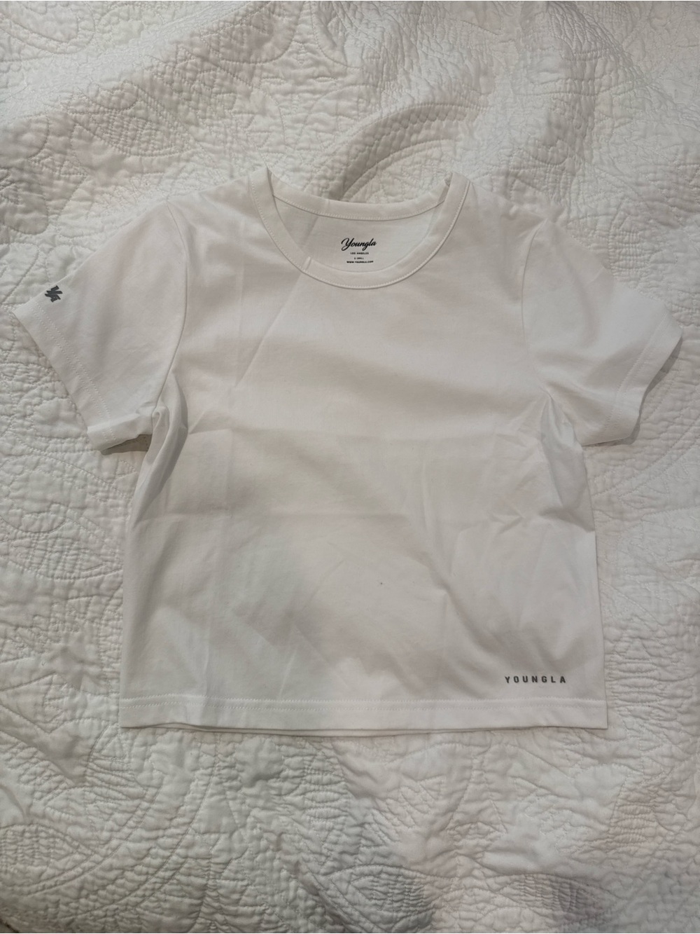 NWOT Women’s YoungLA Crop Tee
